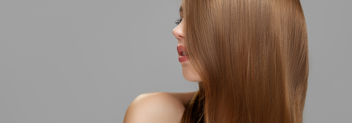 Как сделать волосы блестящими: от чего зависит блеск волос и как его вернуть?