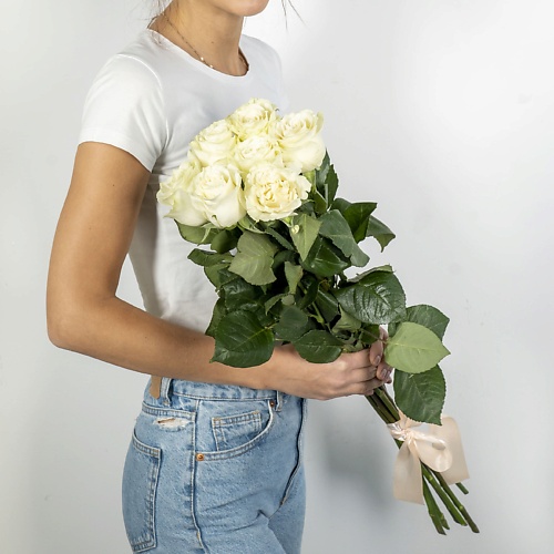 ЛЭТУАЛЬ FLOWERS Букет из высоких белых роз Эквадор 7 шт. (70 см) открытка формовая букет из роз 13 х 17 см