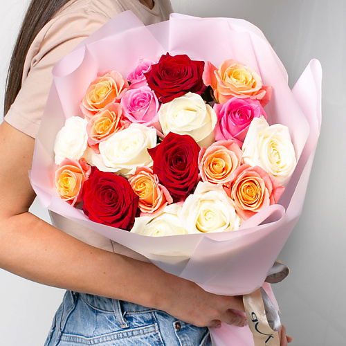 ЛЭТУАЛЬ FLOWERS Букет из разноцветных роз 19 шт. (40 см) лэтуаль flowers букет из нежных роз 101 шт 40 см