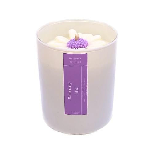 DEMETRA CANDLES Свеча ароматическая с ароматом сирени Blooming lilac 400 demetra candles свеча ароматическая с ароматом хлопка shell 140