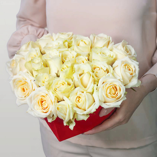 ЛЭТУАЛЬ FLOWERS Сердце из белых роз лэтуаль flowers букет из персиковых роз 71 шт 40 см