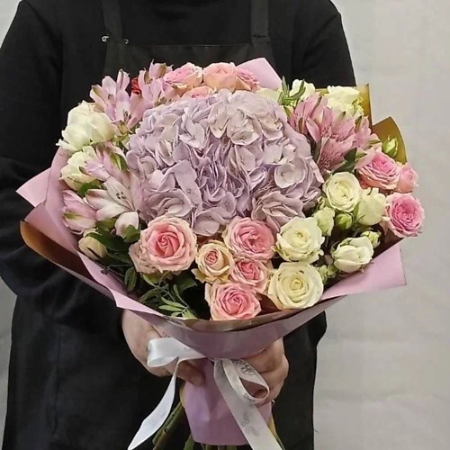 VORNIKOV BOUQUETS Букет с гортензией Шикарный vornikov bouquets букет с пионовидной розой императрица