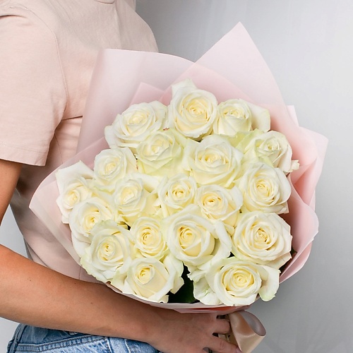 ЛЭТУАЛЬ FLOWERS Букет из белоснежных роз 19 шт. (40 см) лэтуаль flowers букет из разно ных роз 35 шт 40 см