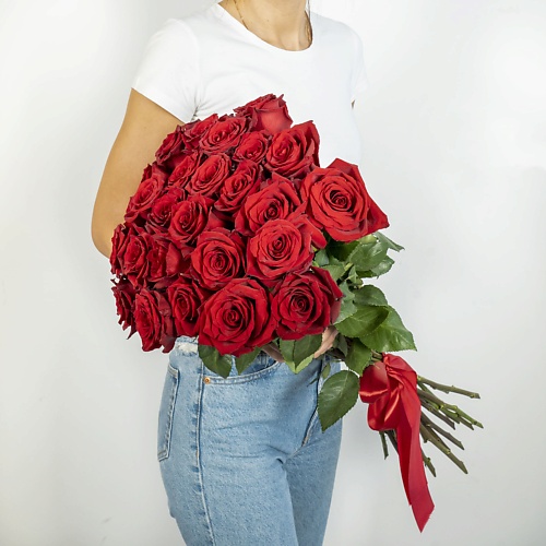 ЛЭТУАЛЬ FLOWERS Букет из высоких красных роз Эквадор 35 шт. (70 см) мини открытка с днём рождения глиттер букет роз 6 5х6 5 см