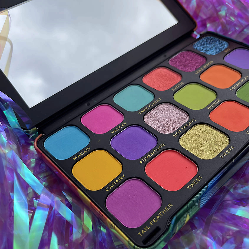 Makeup Revolution Forever Flawless Bird of Paradise Eyeshadow Palette