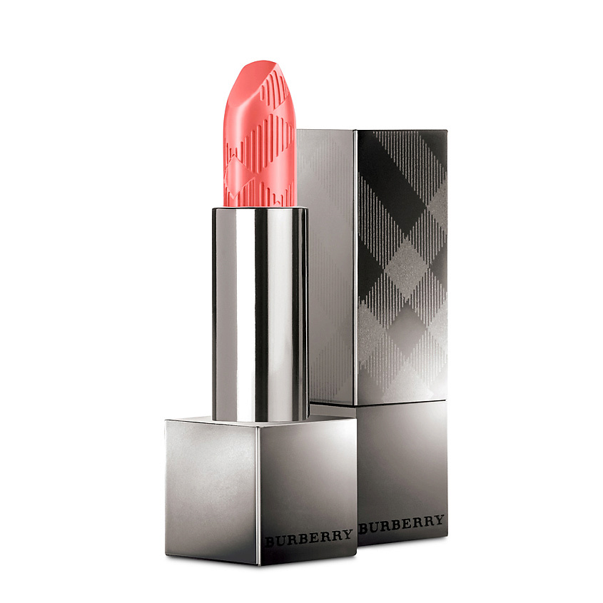 Burberry kisses 2025