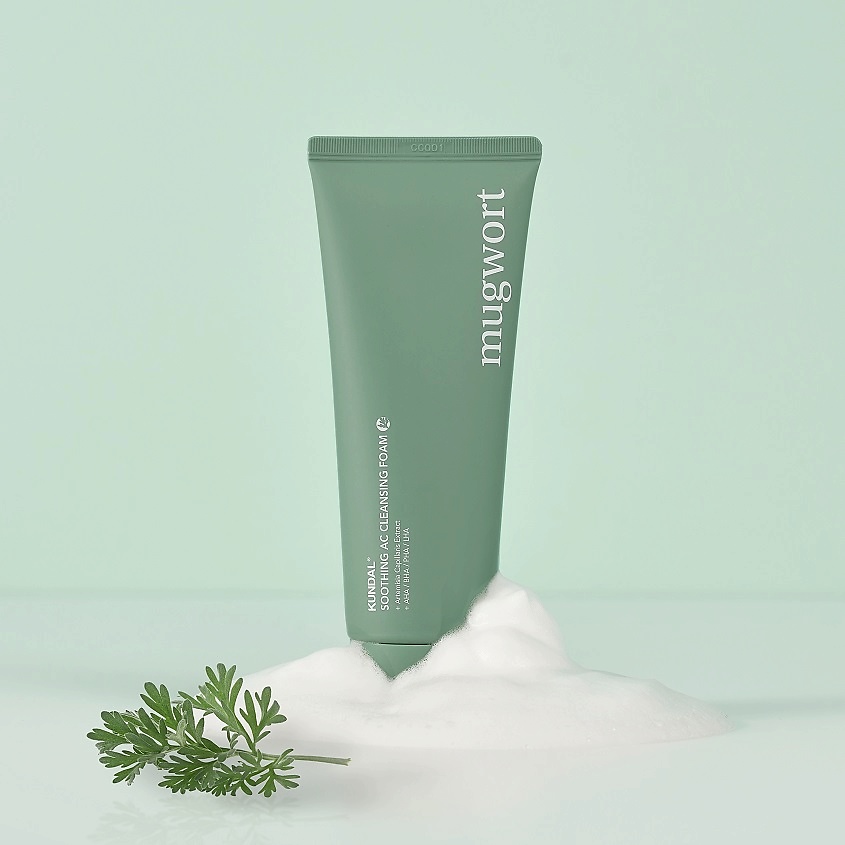 фото Kundal пенка для лица очищающая успокаивающая с полынью mugwort skin care