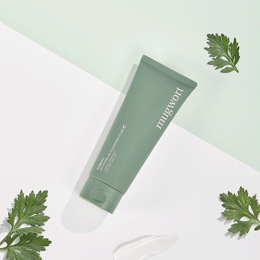 фото Kundal пенка для лица очищающая успокаивающая с полынью mugwort skin care