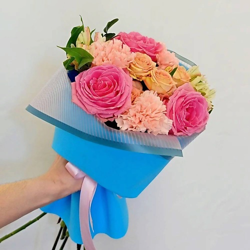 VORNIKOV BOUQUETS Букет с розами Талисман