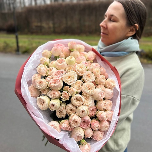 LE BOUQUET Огромный букет из пионовидных роз