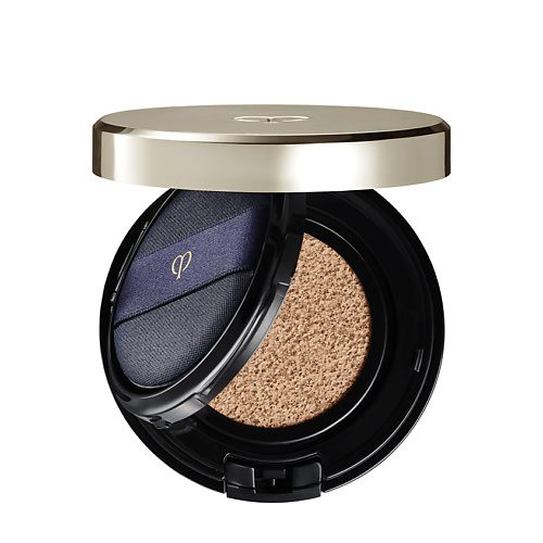 CLÉ DE PEAU BEAUTÉ Тональный кушон с эффектом сияния